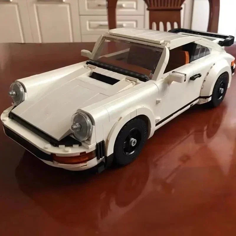 Retro Porsche 911 Racing Car
